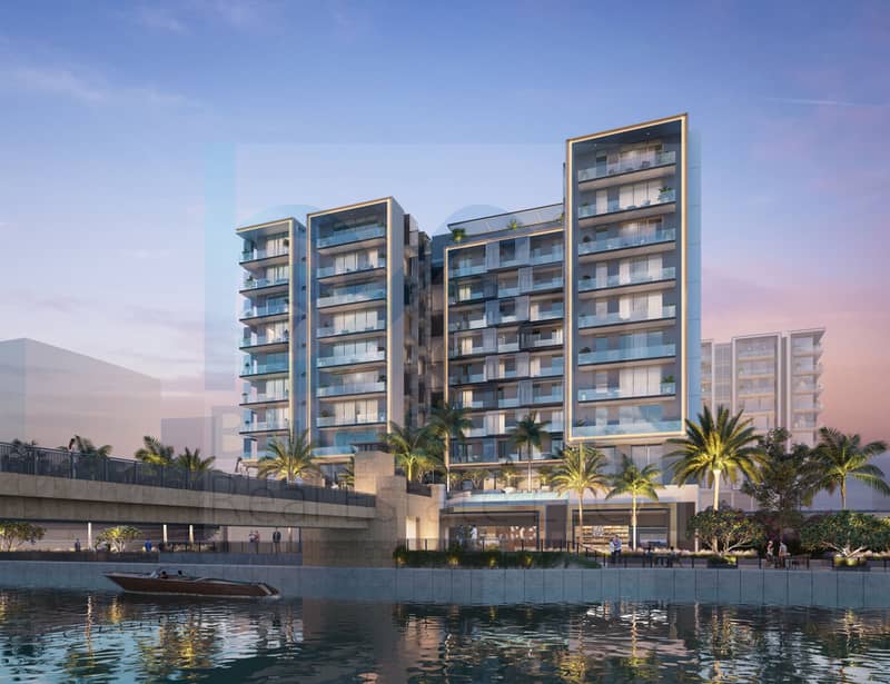 29 Art Bay - exterior promenade. jpg
