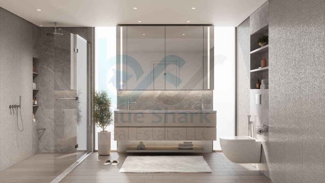 8 Claydon House - Master Bathroom. jpg