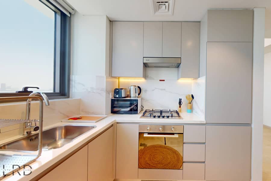 10 LRD-VACATION-HOMES-Azizi-Fawad-Al-Jaddaf-06212025_121821. jpg