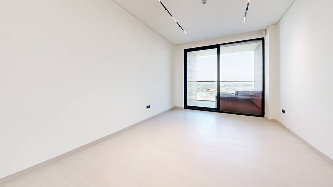 11 Binghatti-Trillionaire-02-Entrance. jpg