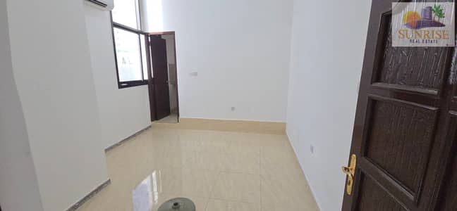استوديو  للايجار في شارع النجدة، أبوظبي - 1000536559. jpg