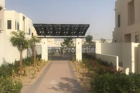 Stunning Villa in Mira Oasis Stunning Villa in Mira Oasis