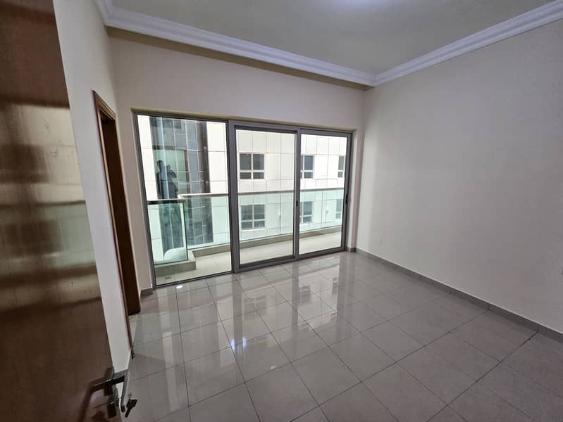 10 7066dfd5-7bd9-419b-b189-fcc930febab4. jpg