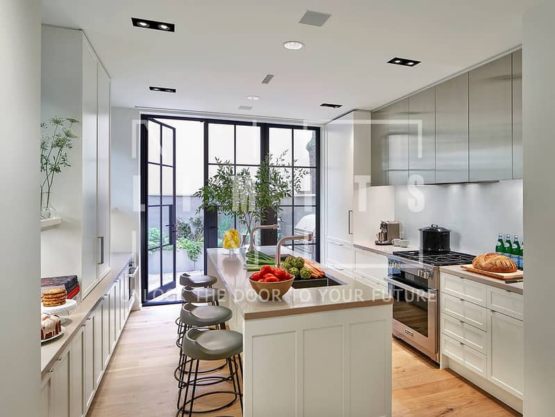 3 3_Kitchen_RET. jpg