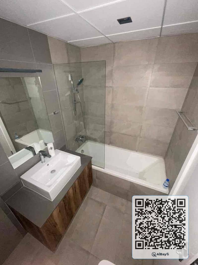 17 435ab300-1666-458e-bcb7-ffde0c2b0dd0. jpg