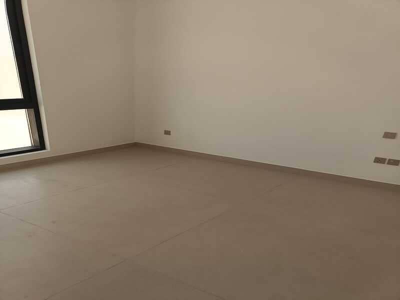 8 325632. jpg