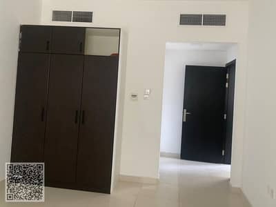 شقة 2 غرفة نوم للايجار في الراشدية، عجمان - IMG-20250621-WA0015. jpg