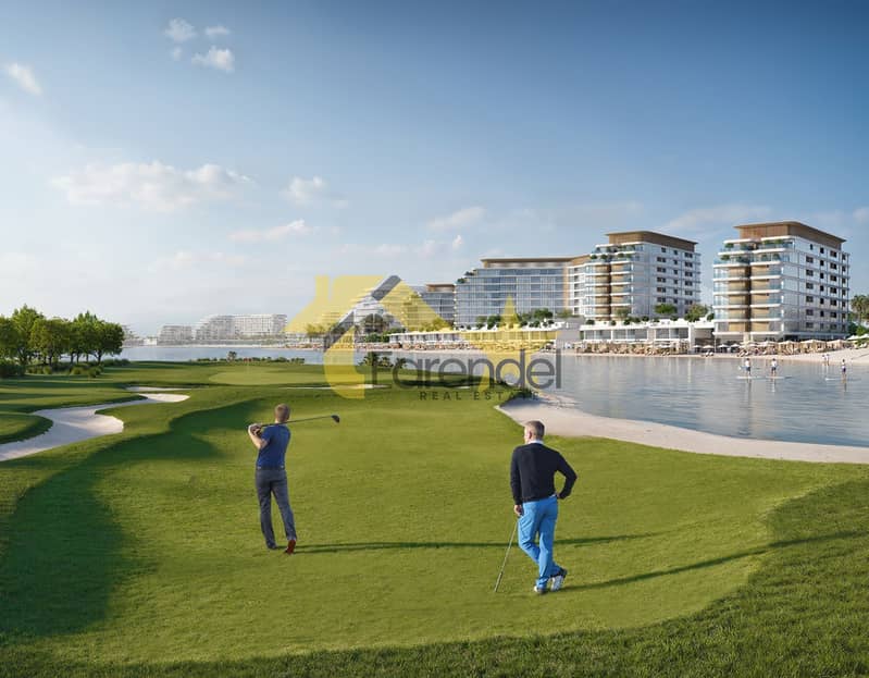 5 delphine golf . jpg
