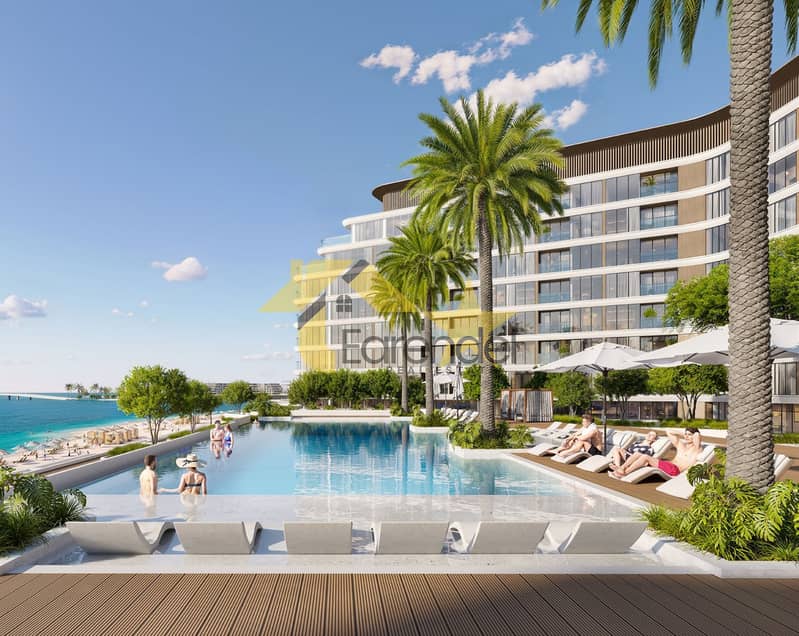 6 delphine pool. jpg