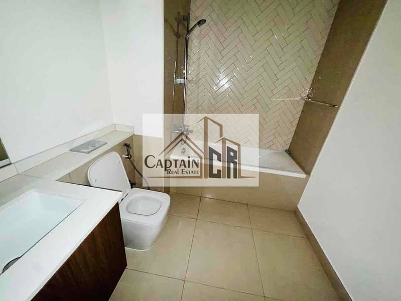 20 ec81b056-4eba-4e98-b68c-d63abd5592de. jpg