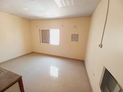 Studio for Rent in Muwaileh, Sharjah - 20250520_112042. jpg