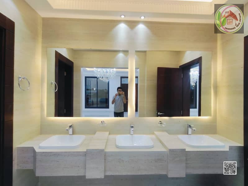 8 0f5cb02c-cd63-4411-b373-e0de4b14cbfb. jpg