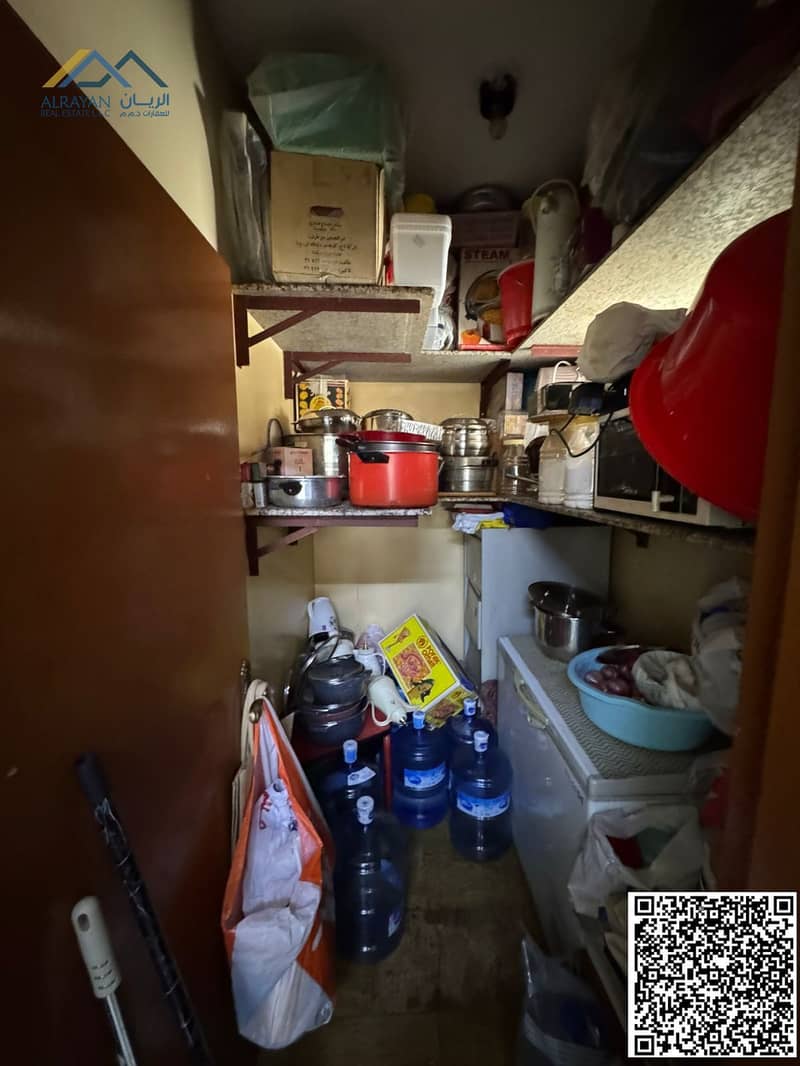 14 b5b44e4d-8fb6-4e85-bc23-2b714d48c70a. jpg