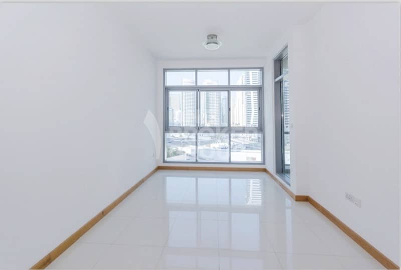 Great 1 Bedroom Apartment with Balcony