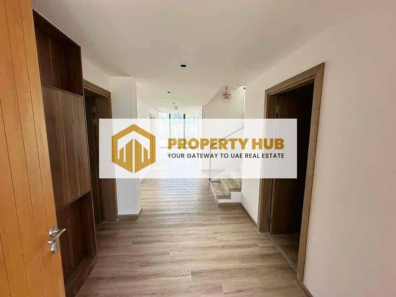 Elegant 4 bedroom villa for sale in Al Zorah Elegant 4 bedroom villa for sale in Al Zorah