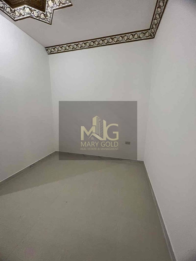 2 fda92b85-fbbb-48ad-896a-9cf18f4047f9. jpg