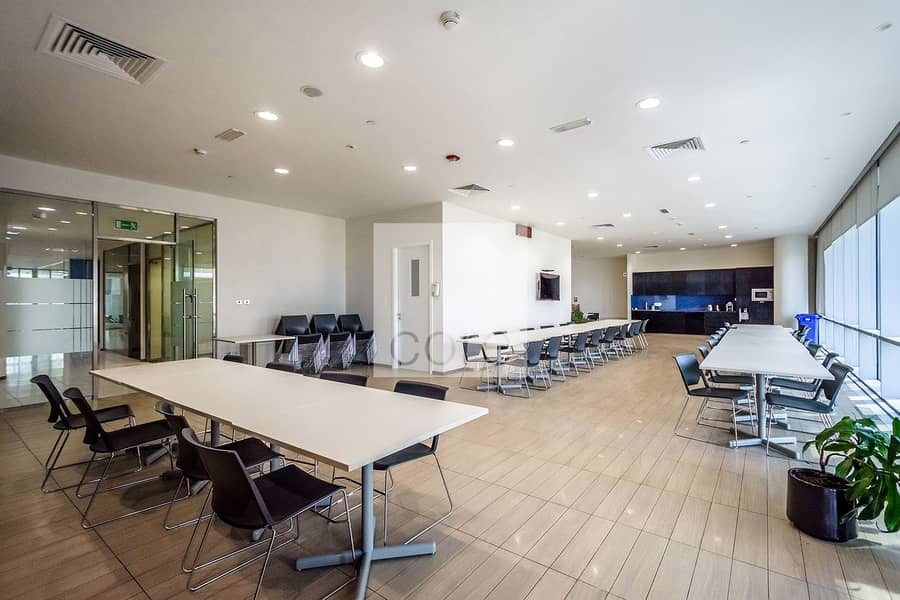 Vacant | Half Floor | Prime Location Vacant | Half Floor | Prime Location