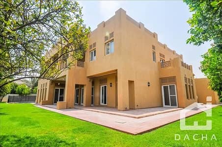 PRIVATE POOL / Neat Type 12 / Vacant Now PRIVATE POOL / Neat Type 12 / Vacant Now