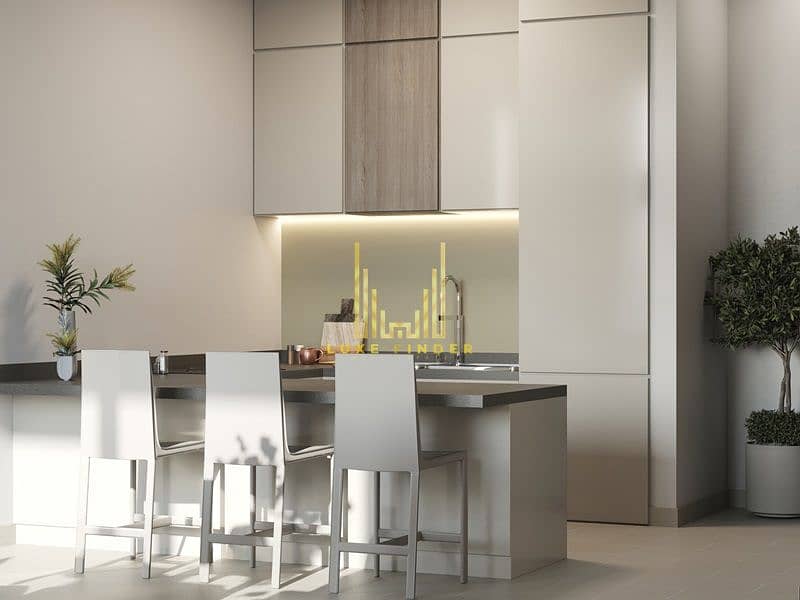 3 Crest-Grande_Interior2. jpg