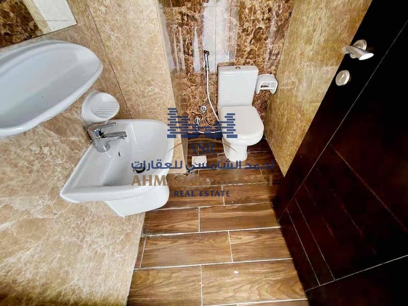 8 5e97055c-aa85-4cdd-b9a2-f4272efbb2ac. jpg