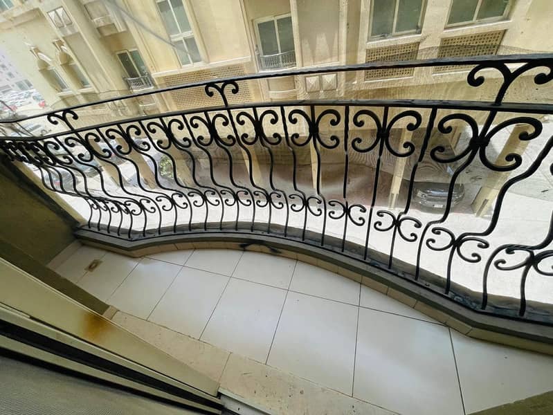4 1000544860. jpg