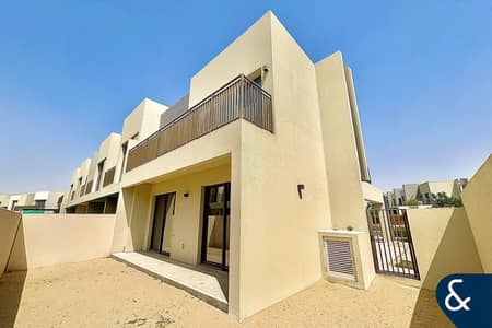 4 Bedroom Villa for Sale in Dubai South, Dubai - 4 Bedroom | Investment | Perfect Location