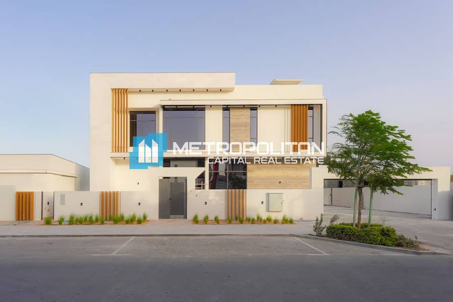 Single Row| 6BR Villa| Athena 6B| Next To End Unit Single Row| 6BR Villa| Athena 6B| Next To End Unit