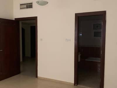 2 Bedroom Flat for Rent in Al Majaz, Sharjah - 2 BHK + Balcony + Maid’s Room – Maintenance Free – Close to Dubai Al Majaz 3