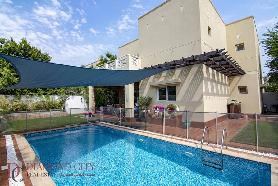 Fully Upgraded to a high standard * Great Pool Fully Upgraded to a high standard * Great Pool