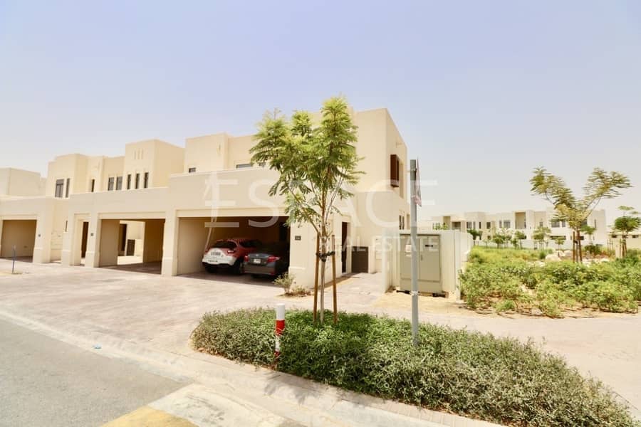 End Unit - Spacious Garden - Type H End Unit - Spacious Garden - Type H