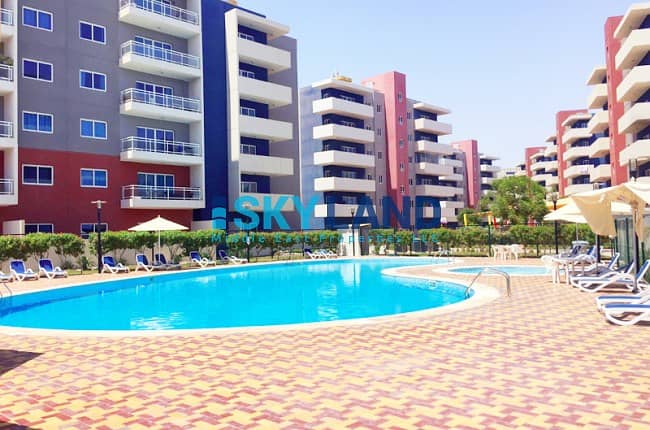 Type A w/ Closed Kitchen in High Floor ! Type A w/ Closed Kitchen in High Floor !