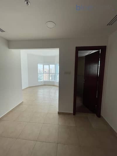 استوديو  للايجار في أبراج بحيرات الجميرا، دبي - 3270f7f3-2220-42ef-b41d-50c71a3e5fe4. jpg