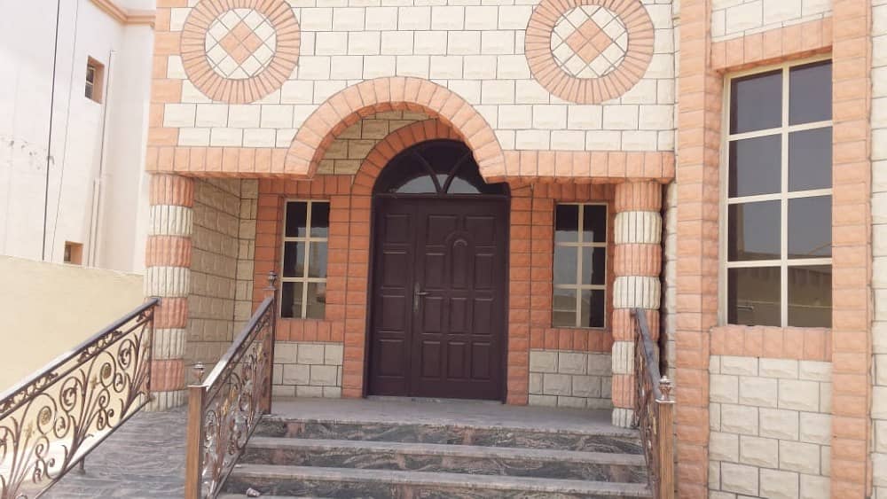 5bhk  villa Available for Sale Shiekh Ammar Road Al Rawda2 Ajman UAE.