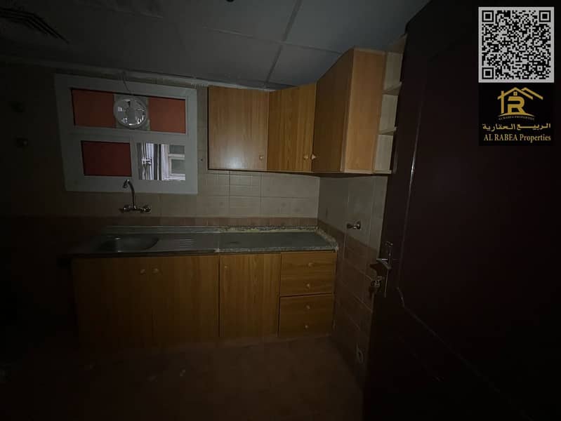8 12f45ae8-0765-43a1-a53f-4a485b441e21. jpg