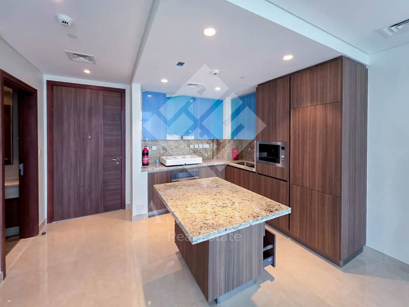 3 Kitchen 01. jpg