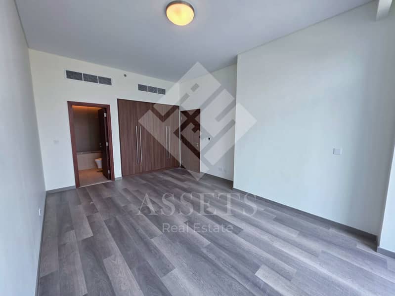 5 Bedroom 02. jpg