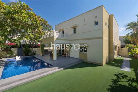 4 Bedroom Villa for Rent in The Meadows, Dubai - Renovated | Large 4 Bed | Private Pool