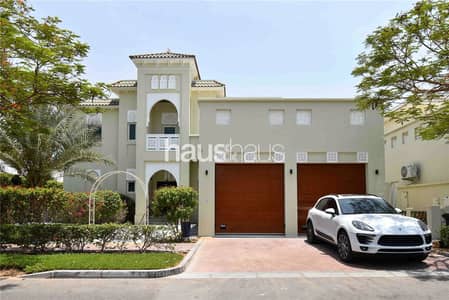4 Bedroom Villa for Sale in Al Furjan, Dubai - Newly refurbished | Large corner plot | Single row