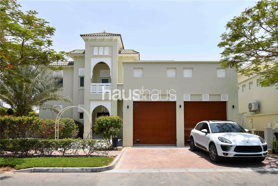 Newly refurbished | Large corner plot | Single row Newly refurbished | Large corner plot | Single row