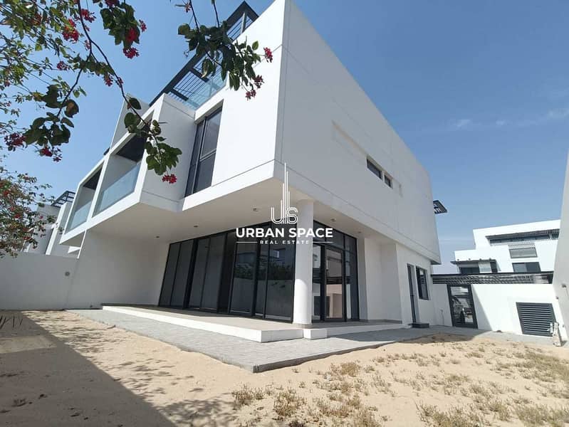 Luxurious 5BR+maid Semi-Detached Villa | Lagoon Proximity | G+2 | Prime Location