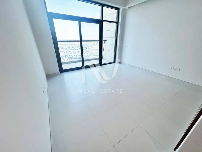 23 Al Hattan Residence 3BR, Al Raha Beach - NV23062025SA01R_0004_Brightness_Contrast 3. jpg