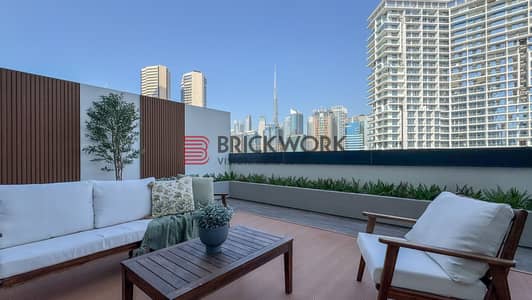 فلیٹ 1 غرفة نوم للبيع في الخليج التجاري، دبي - Balcony-2. jpg