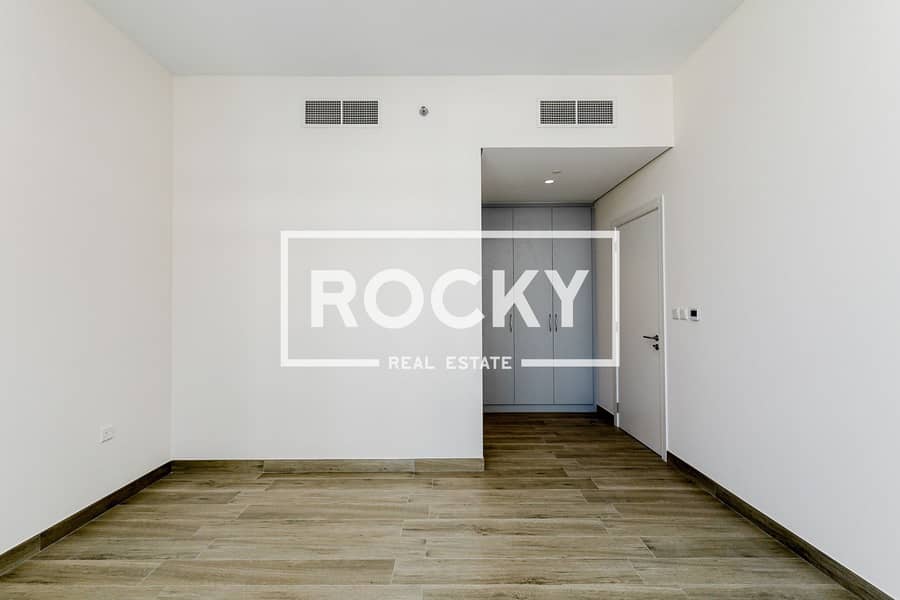 3 JVC - 007 Building - Residence-5628. jpg