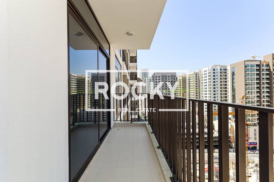 7 JVC - 007 Building - Residence-5632. jpg
