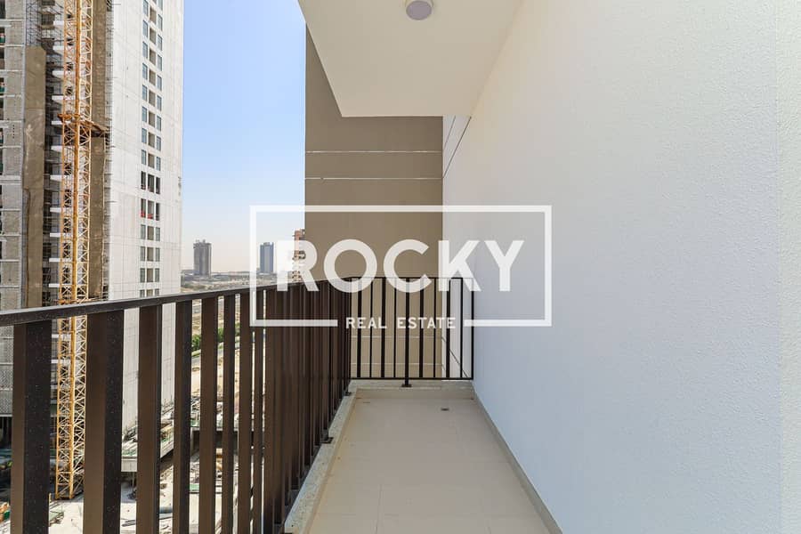 8 JVC - 007 Building - Residence-5633. jpg