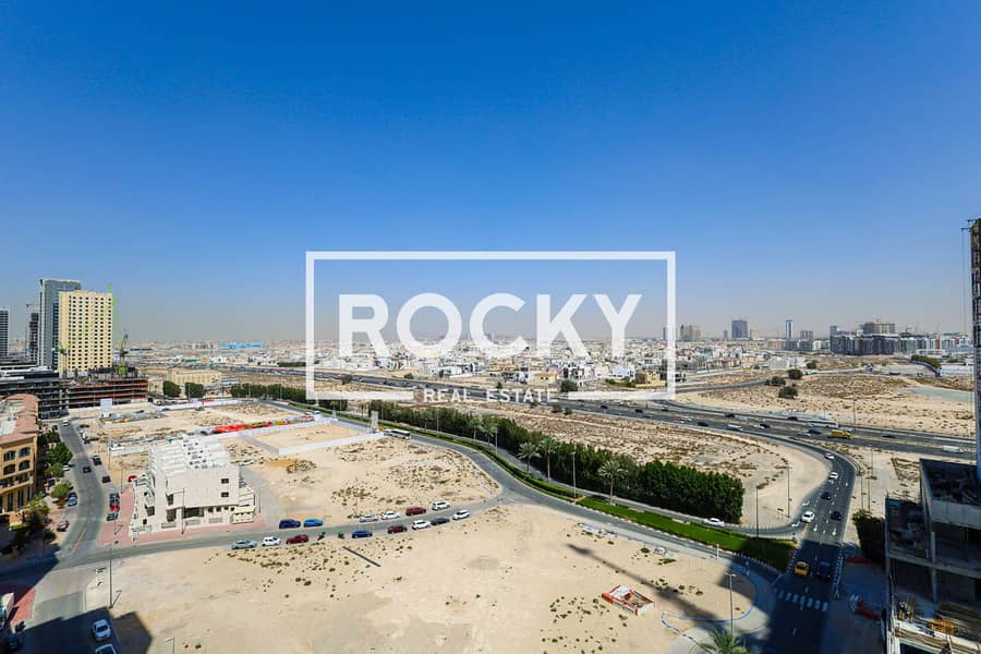 10 JVC - 007 Building - Residence-5635. jpg
