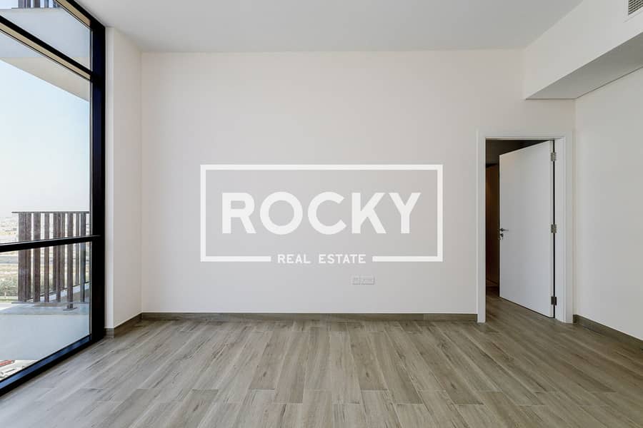 20 JVC - 007 Building - Residence-5622. jpg