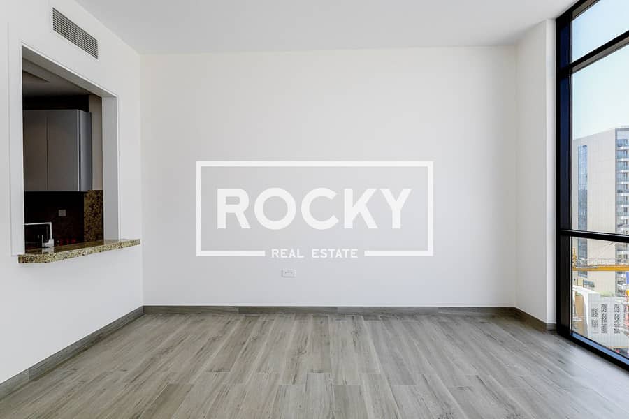 22 JVC - 007 Building - Residence-5624. jpg