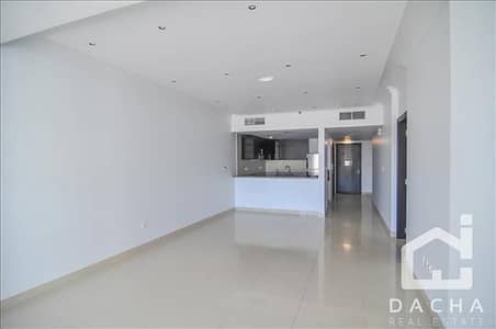 FANTASTIC DEAL! Spacious 3 bedrooms FANTASTIC DEAL! Spacious 3 bedrooms