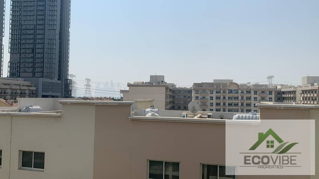 10 64cb1013-af4d-4441-ae40-3a81813cef01. jpg
